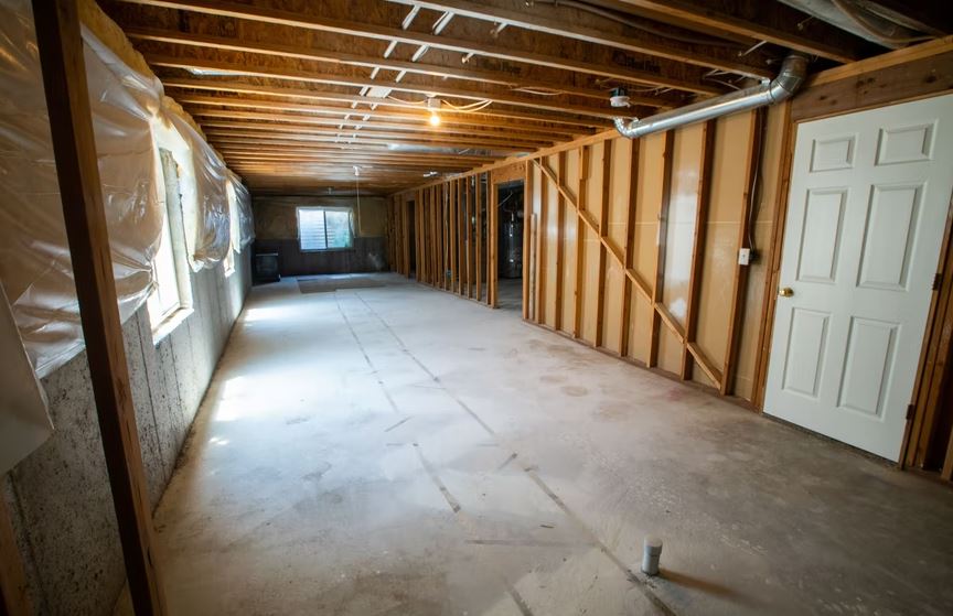 a full crawl space or basement