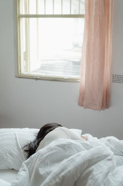 Apron length curtain