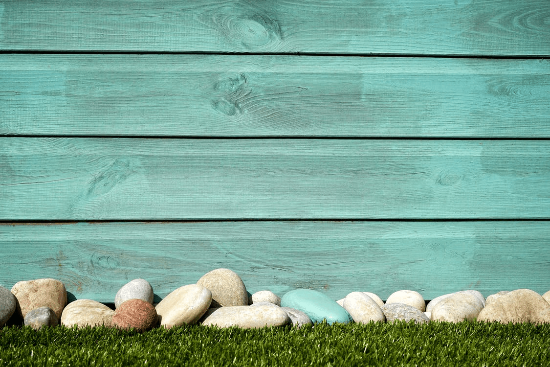 4 Easy Landscaping Projects That Moms Can Do with the Kids This Summer