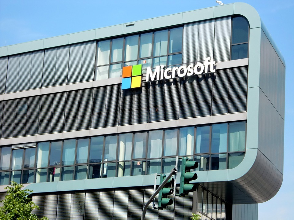 4 Reasons to Earn Microsoft Certified: Azure Fundamentals Certification