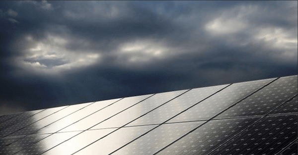 How Do Solar Panels Work At Night And On Cloudy Days