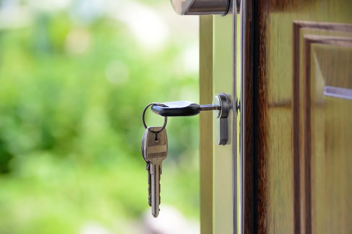 Services of a Locksmith in Surrey