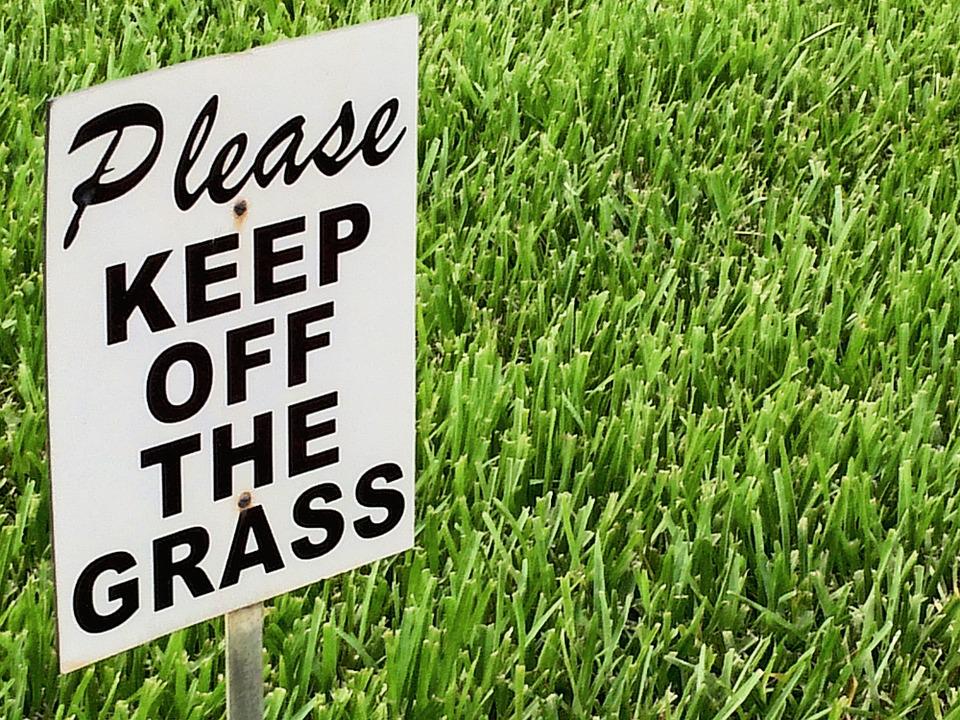 Proper Placement Of Lawn Posting Signs