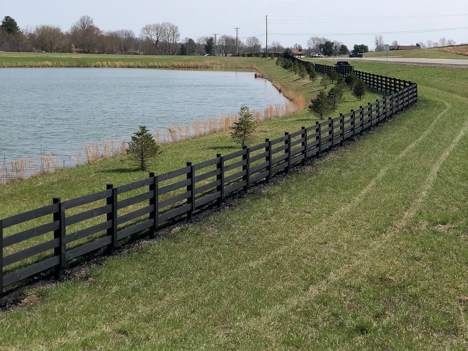 Qualities to look for in fencing companies in Fatetteville, GA